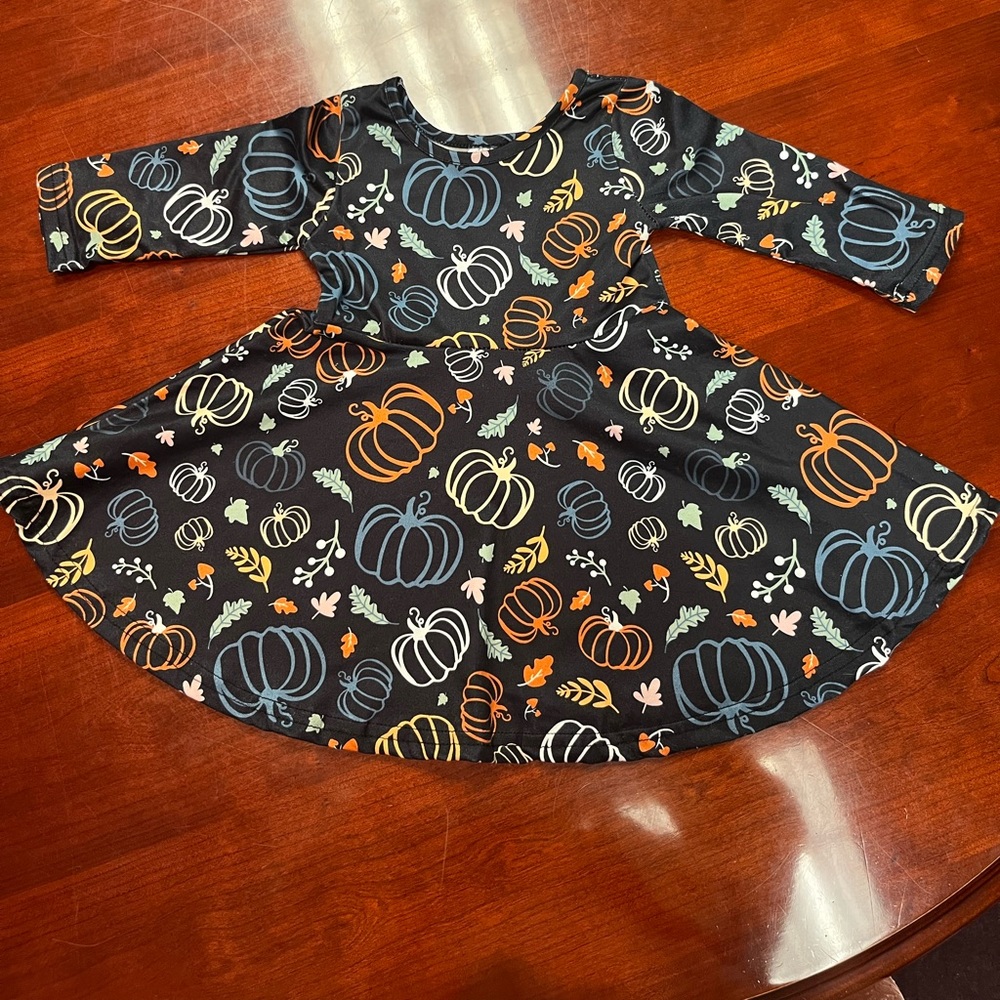 Marie Nicole 12-18 black dress with pumpkins